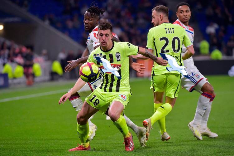 塞维利亚vs比利亚雷亚尔-奇异果娱乐