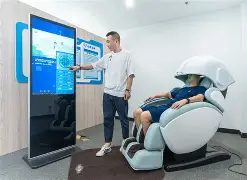 埃因霍温训练开放日，窗口期主帅复盘引欢呼，法甲在即，心理建设被强调的简单介绍-奇异果网站